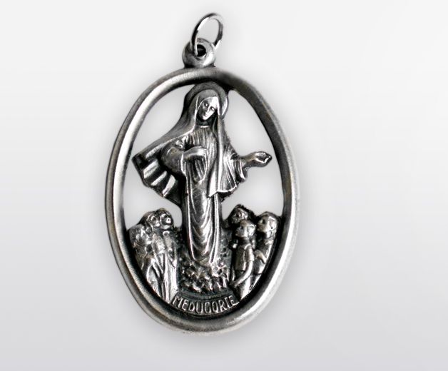 Pendentif de la Vierge Marie - Icône de l'apparition à Medjugorje 40x26mm